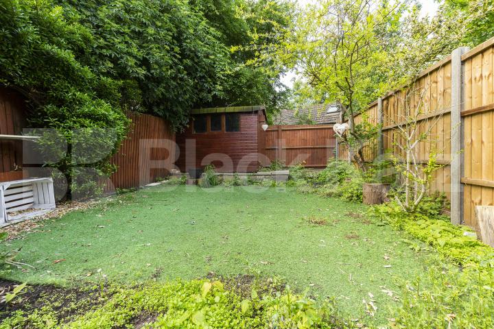 Newly refurbished 5 bedroom house located near Muswell Golf Club  Pembroke Road, Muswell Hill 